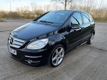 Used Mercedes-Benz B Class 2010 for sale - 77732894: Photo