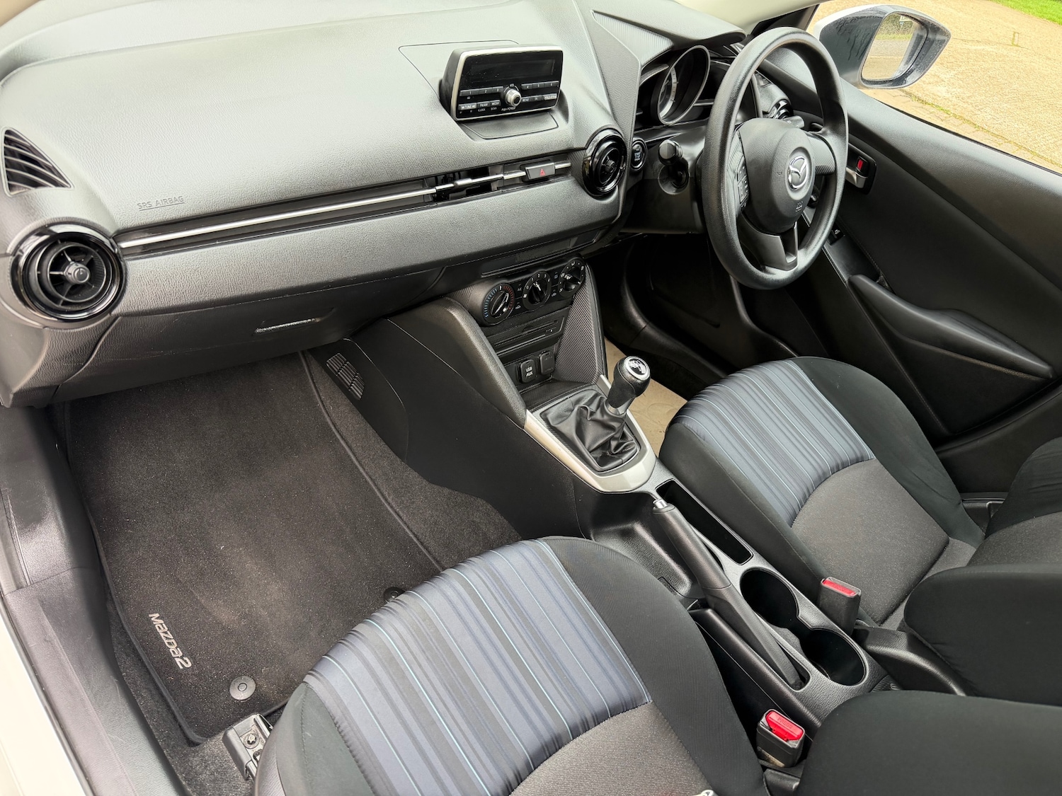 Used Mazda Mazda2 2016 for sale - 77844863: Photo 26