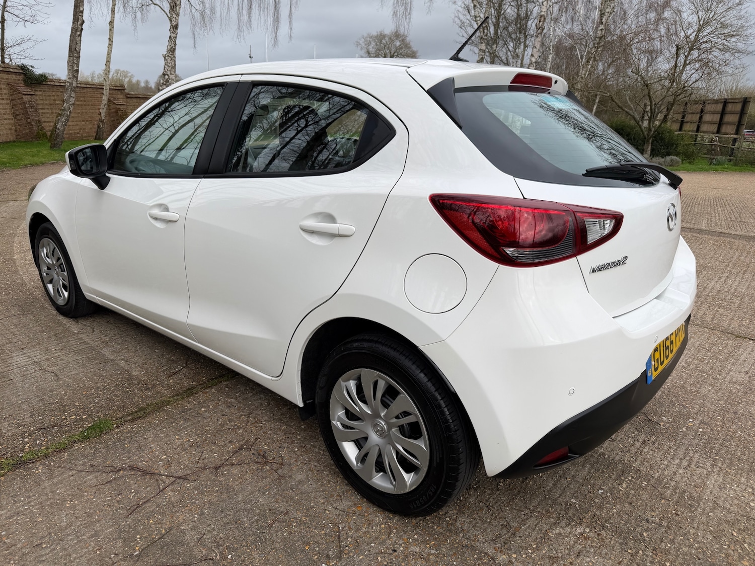 Used Mazda Mazda2 2016 for sale - 77844863: Photo 6