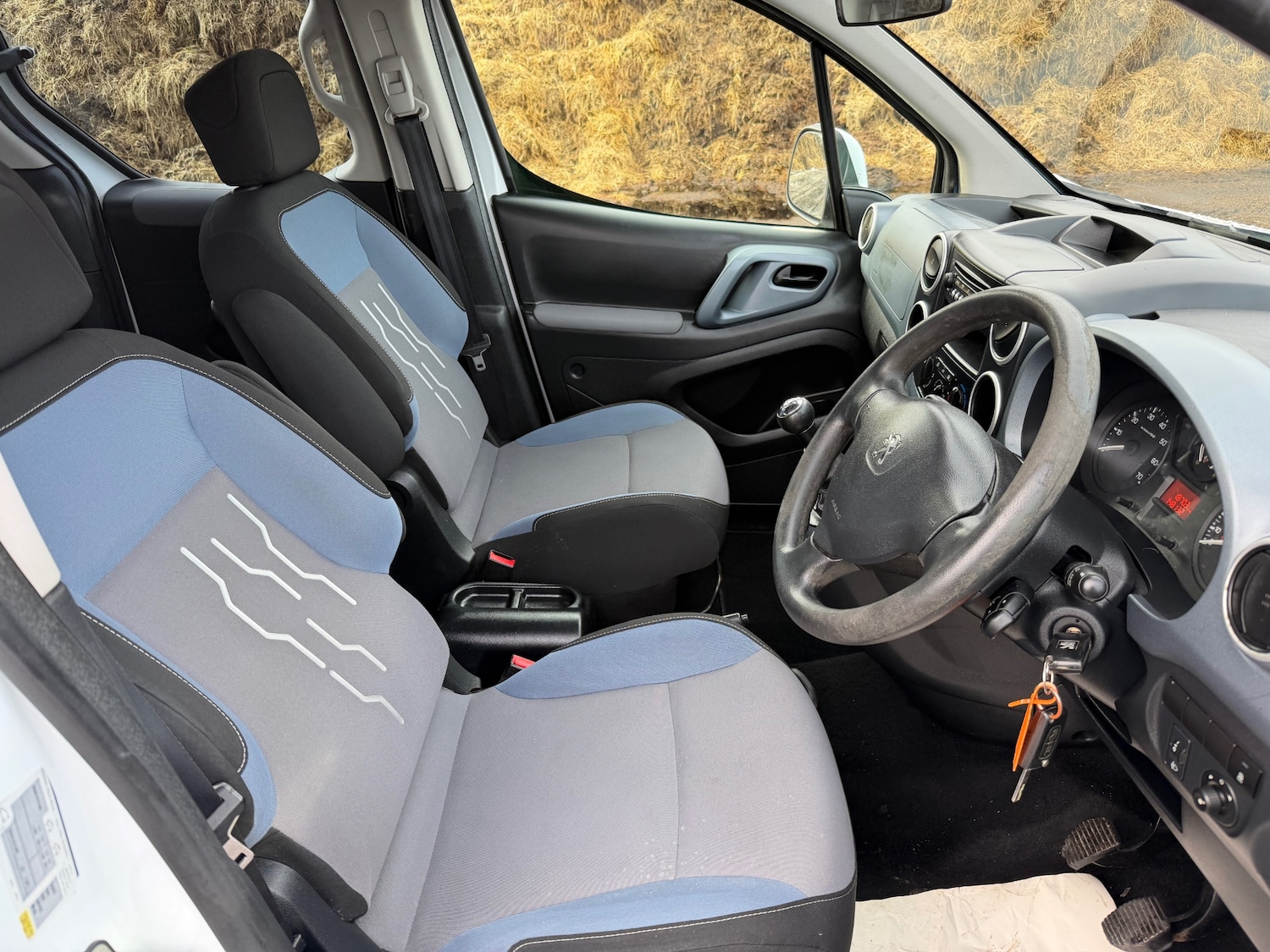 Used Peugeot Partner Tepee 2015 for sale - 77517781: Photo 10