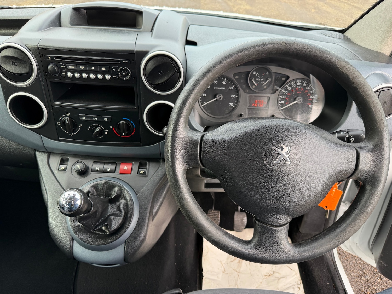 Used Peugeot Partner Tepee 2015 for sale - 77517781: Photo 12