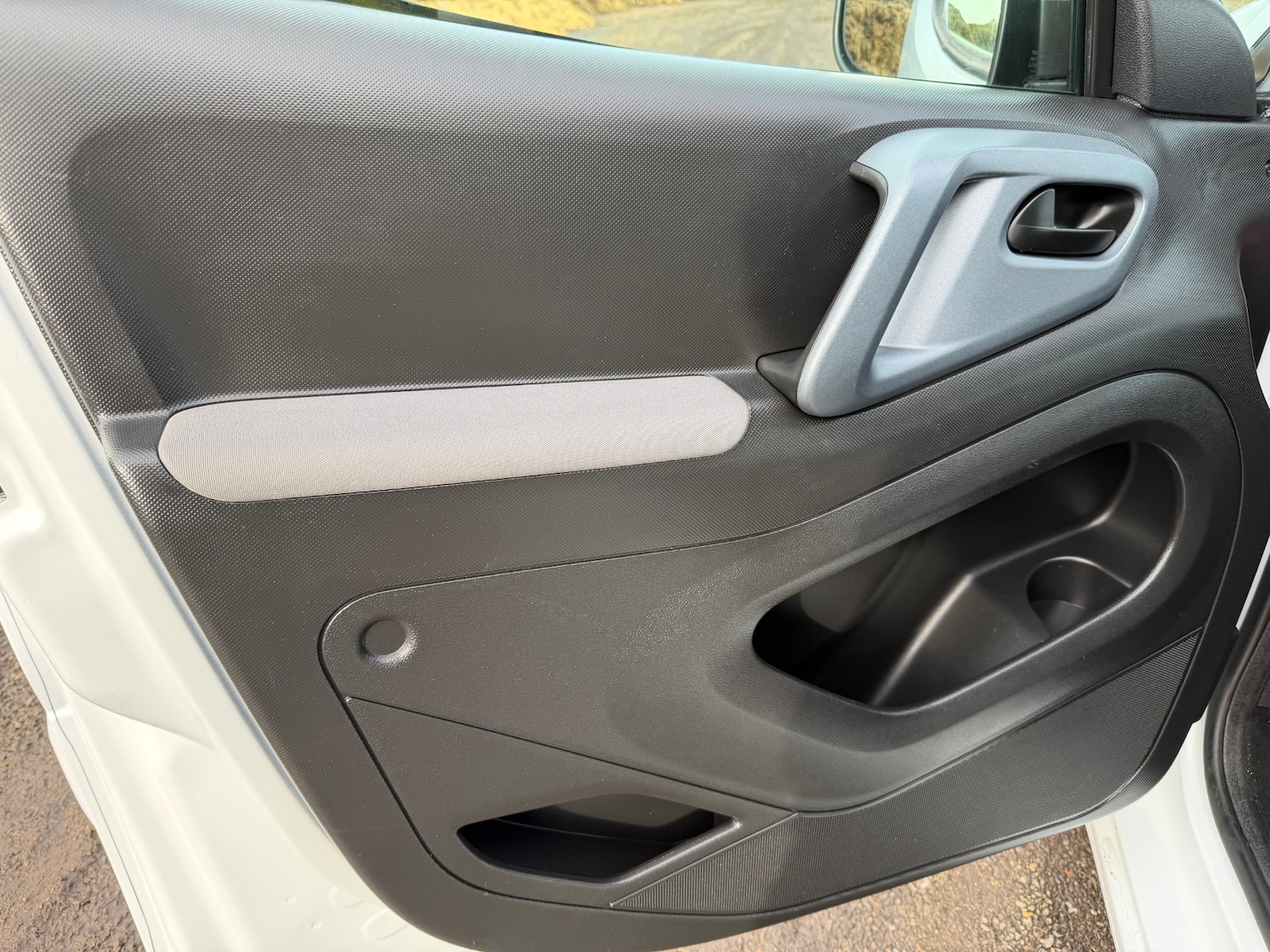 Used Peugeot Partner Tepee 2015 for sale - 77517781: Photo 16