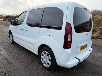 Used Peugeot Partner Tepee 2015 for sale - 77517781: Photo