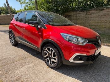 Used Renault Captur 2019 for sale - 79184141: Photo
