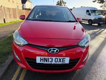 Used Hyundai i20 2013 for sale - 77431341: Photo