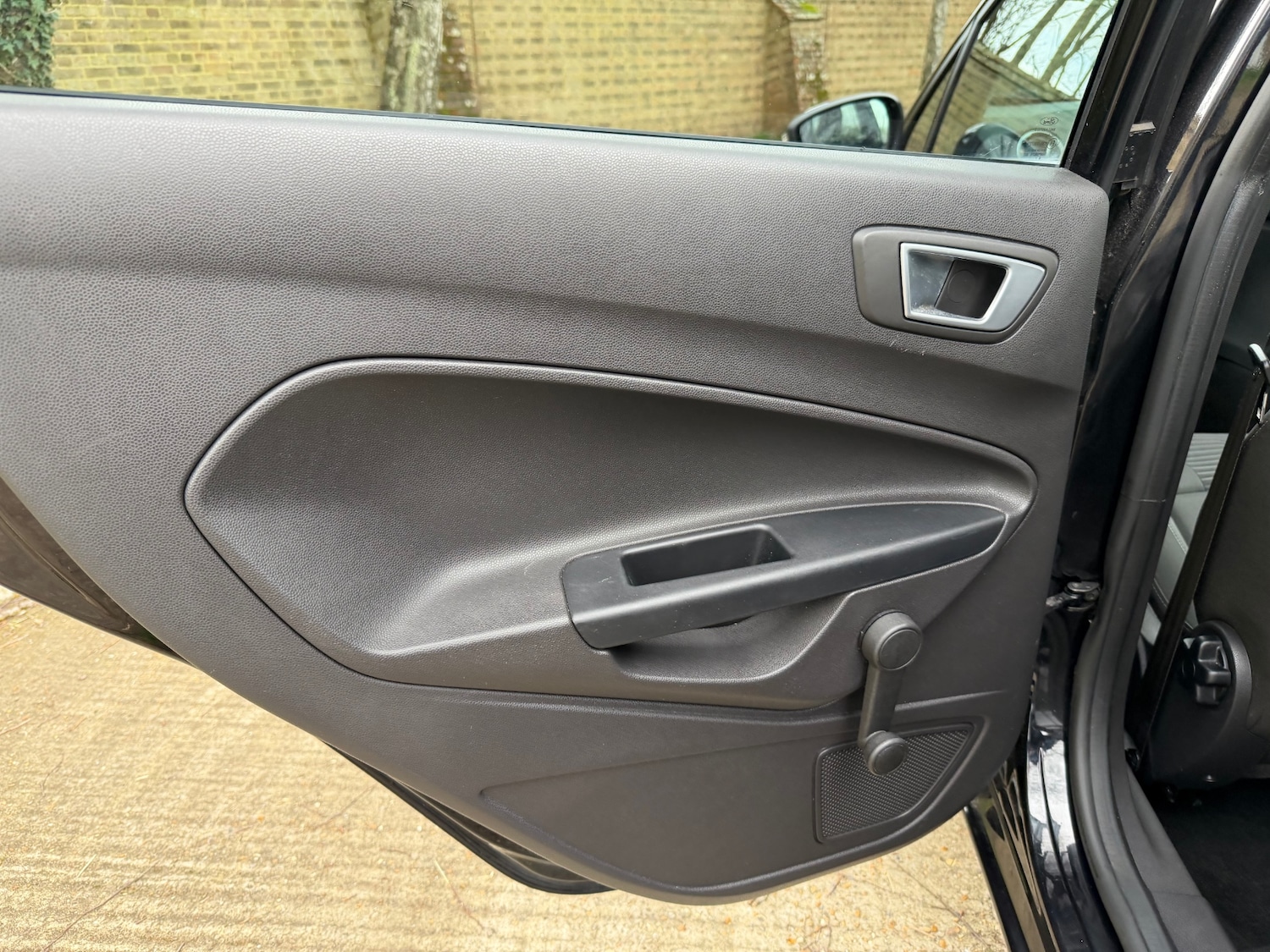 Used Ford Fiesta 2015 for sale - 77813844: Photo 21