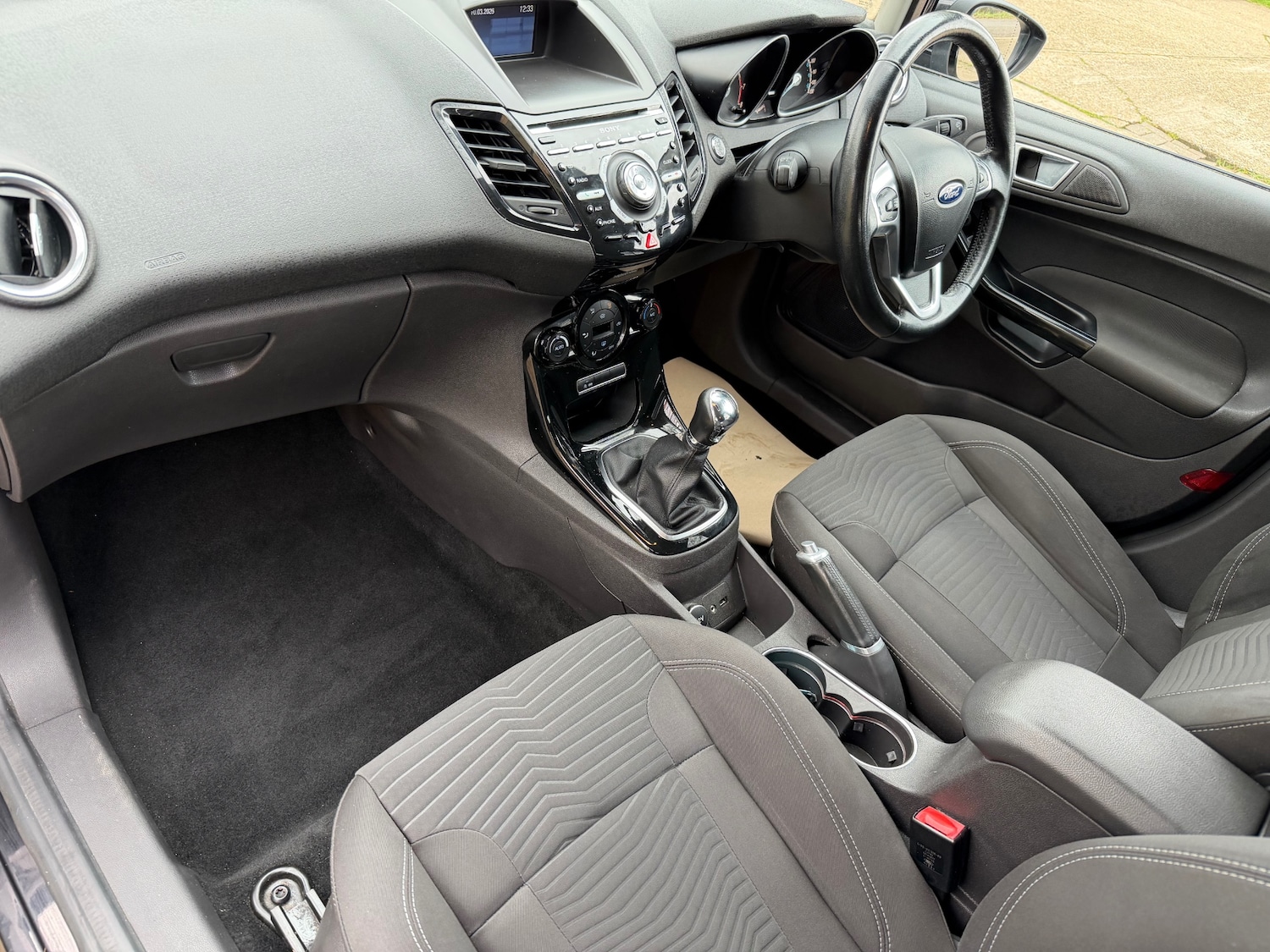 Used Ford Fiesta 2015 for sale - 77813844: Photo 25