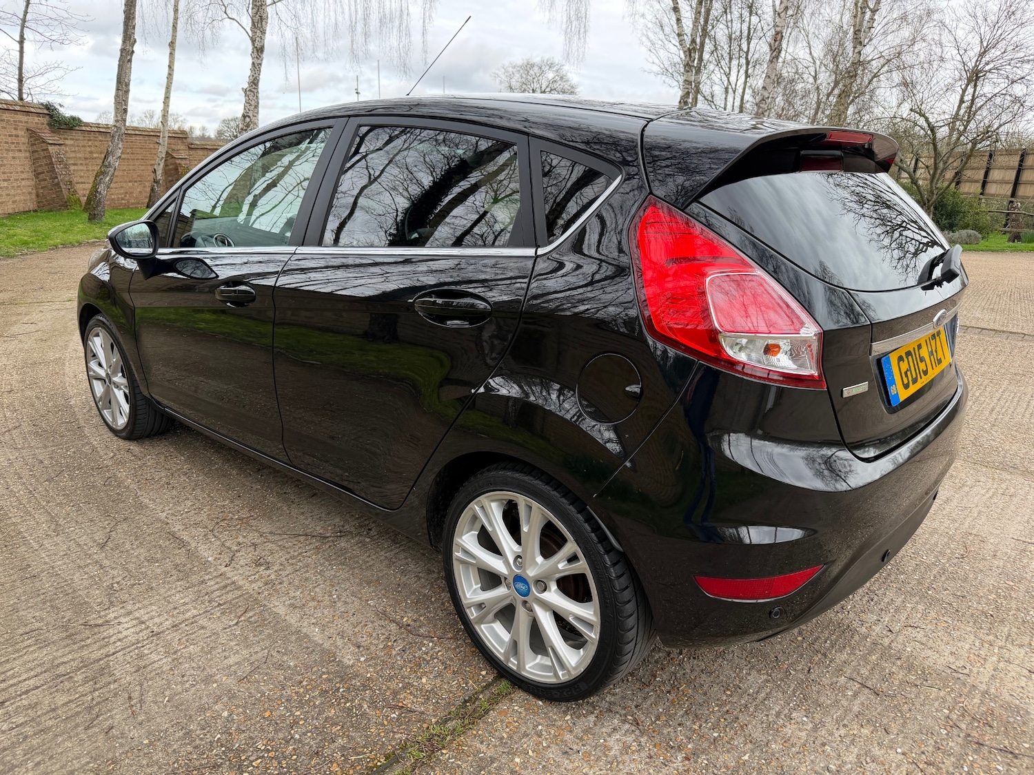 Used Ford Fiesta 2015 for sale - 77813844: Photo 6