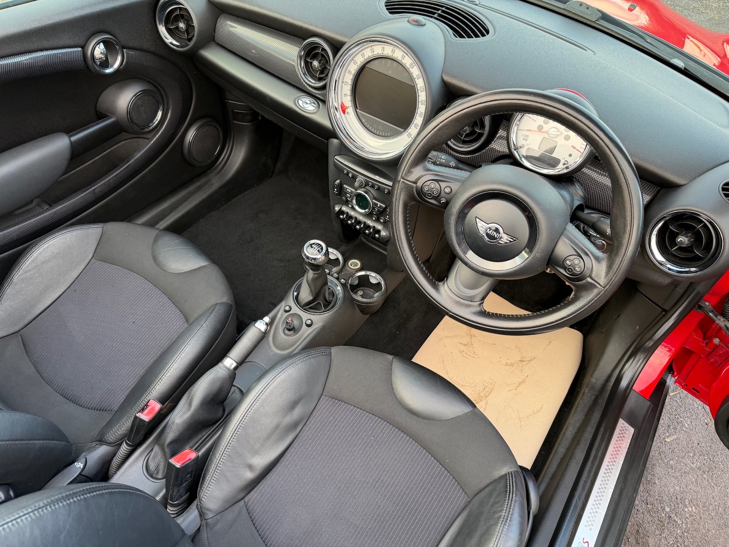 Used MINI Convertible 2010 for sale - 77365603: Photo 18