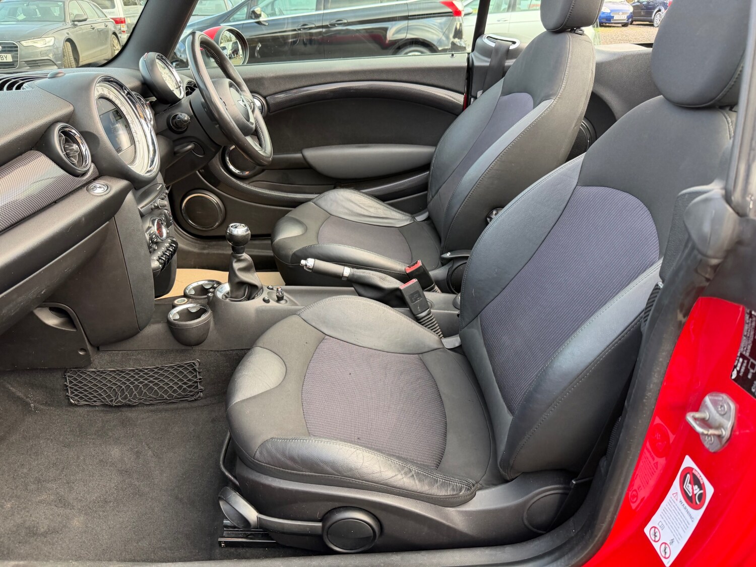 Used MINI Convertible 2010 for sale - 77365603: Photo 24