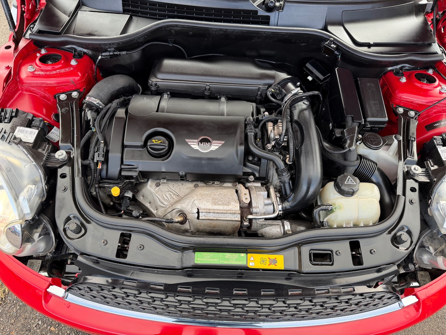 Used MINI Convertible 2010 for sale - 77365603: Photo 27