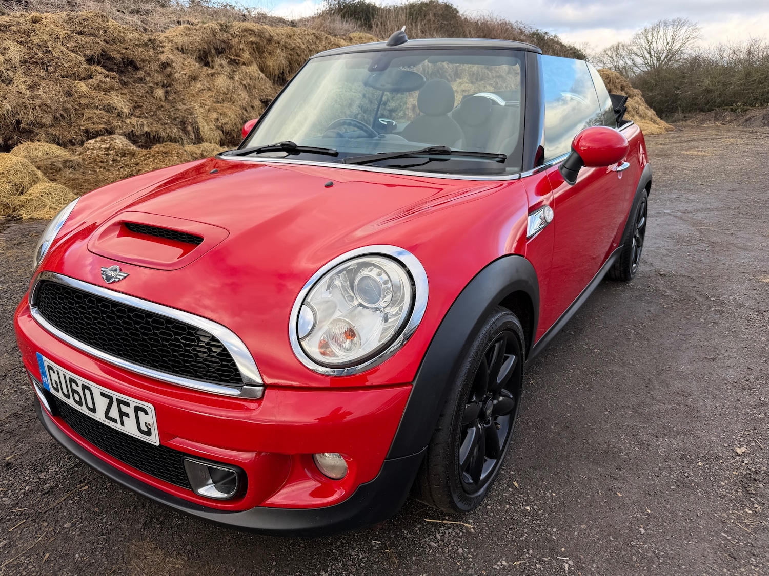 Used MINI Convertible 2010 for sale - 77365603: Photo 6