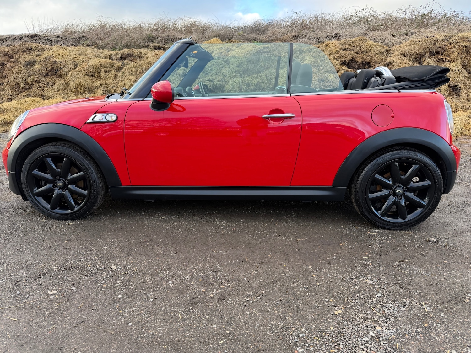 Used MINI Convertible 2010 for sale - 77365603: Photo 7