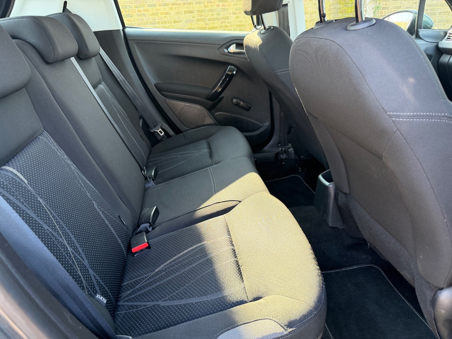 Used Peugeot 208 2013 for sale - 77744367: Photo 18