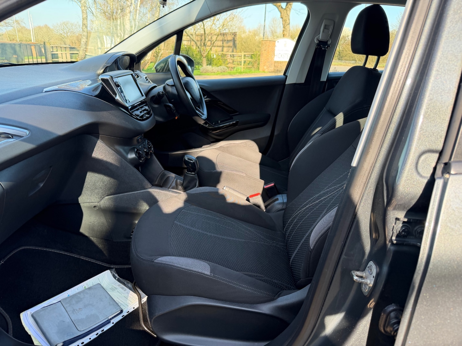 Used Peugeot 208 2013 for sale - 77744367: Photo 23