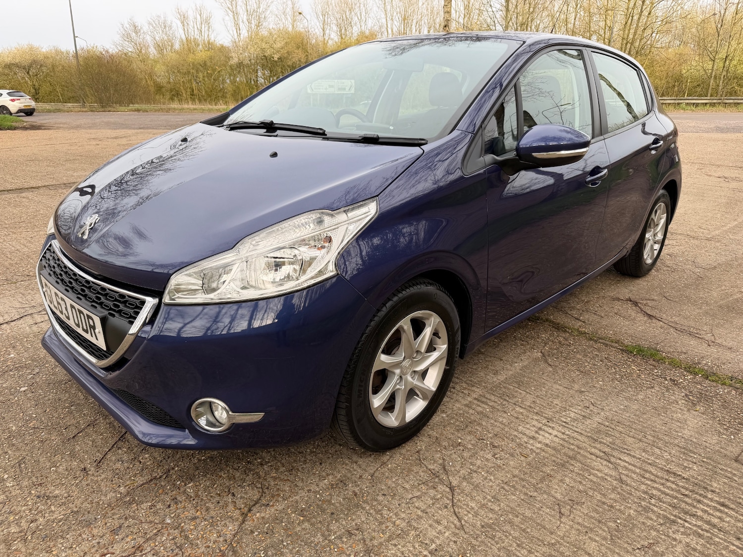 Used Peugeot 208 2014 for sale - 77877889: Photo 4