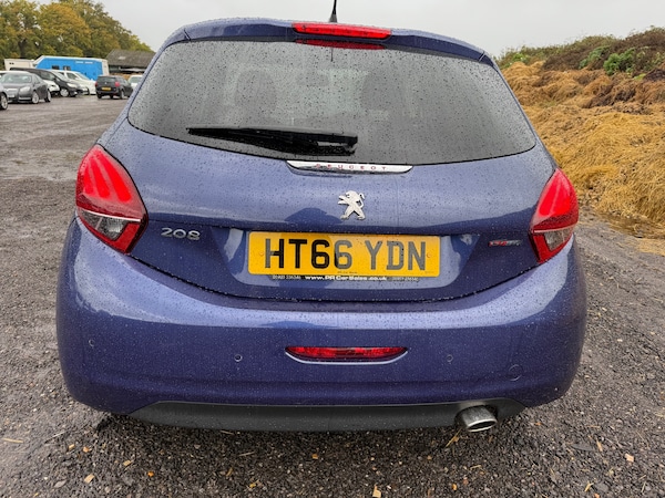 Used Peugeot 208 2017 for sale - 76319941: Photo 10