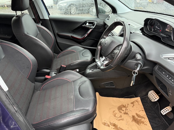 Used Peugeot 208 2017 for sale - 76319941: Photo 12