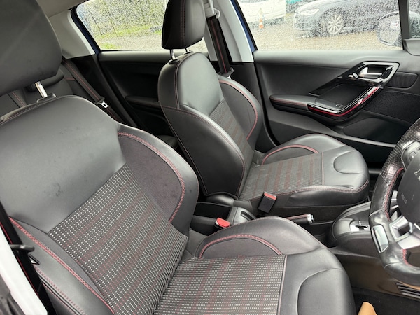 Used Peugeot 208 2017 for sale - 76319941: Photo 13