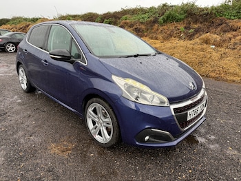 Used Peugeot 208 2017 for sale - 76319941: Photo