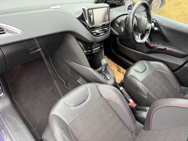 Used Peugeot 208 2017 for sale - 76319941: Photo 24