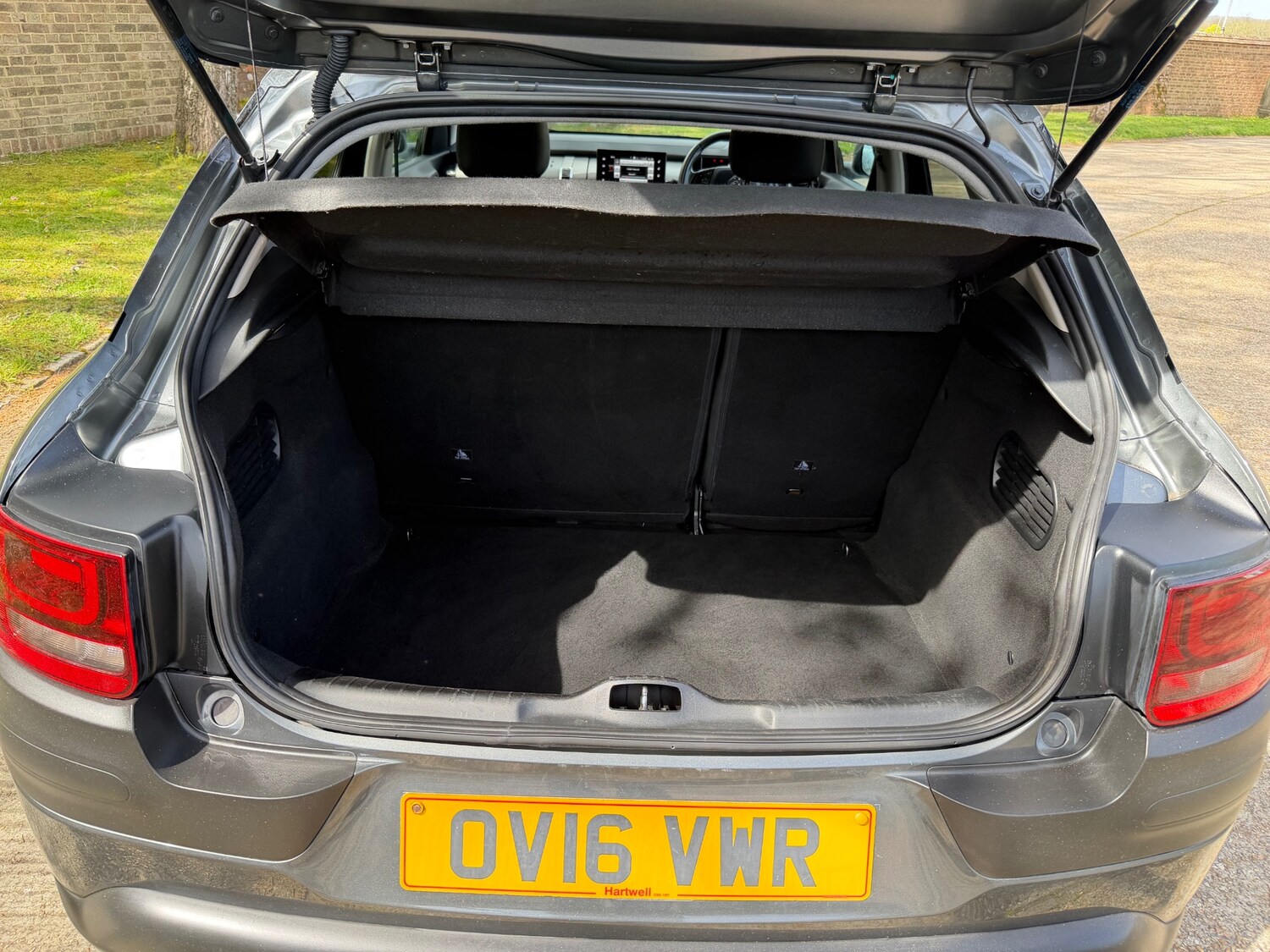 Used Citroen C4 Cactus 2016 for sale - 78197374: Photo 20