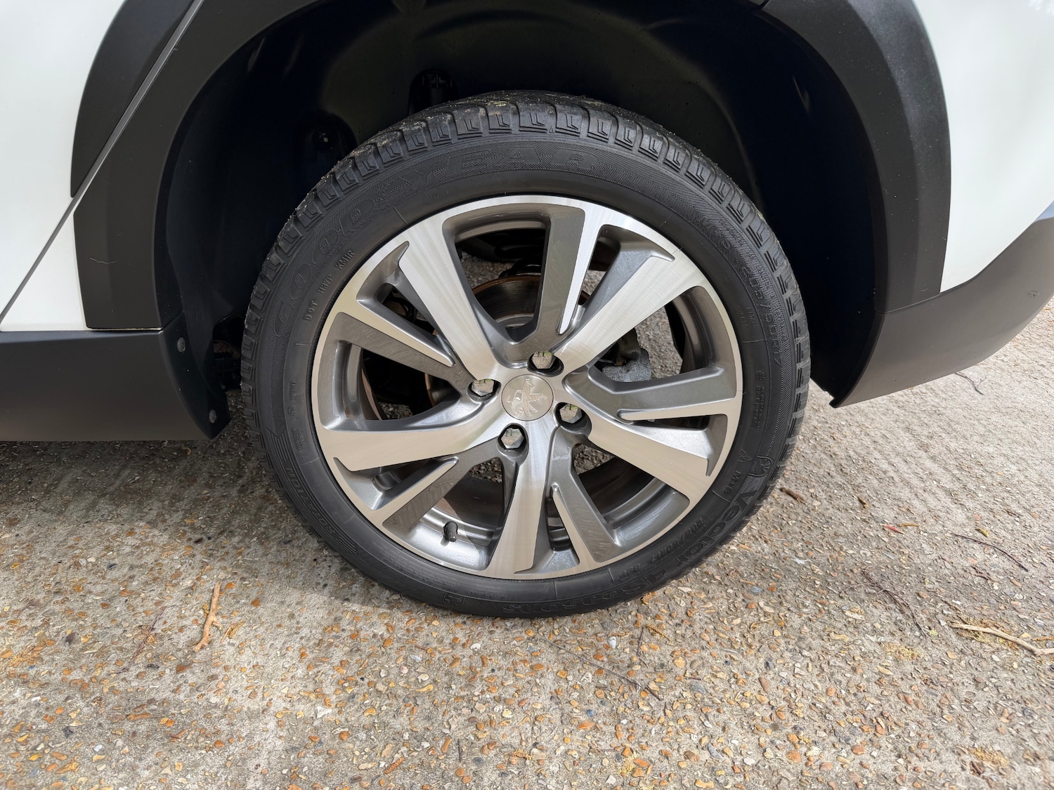 Used Peugeot 2008 2017 for sale - 78196861: Photo 12