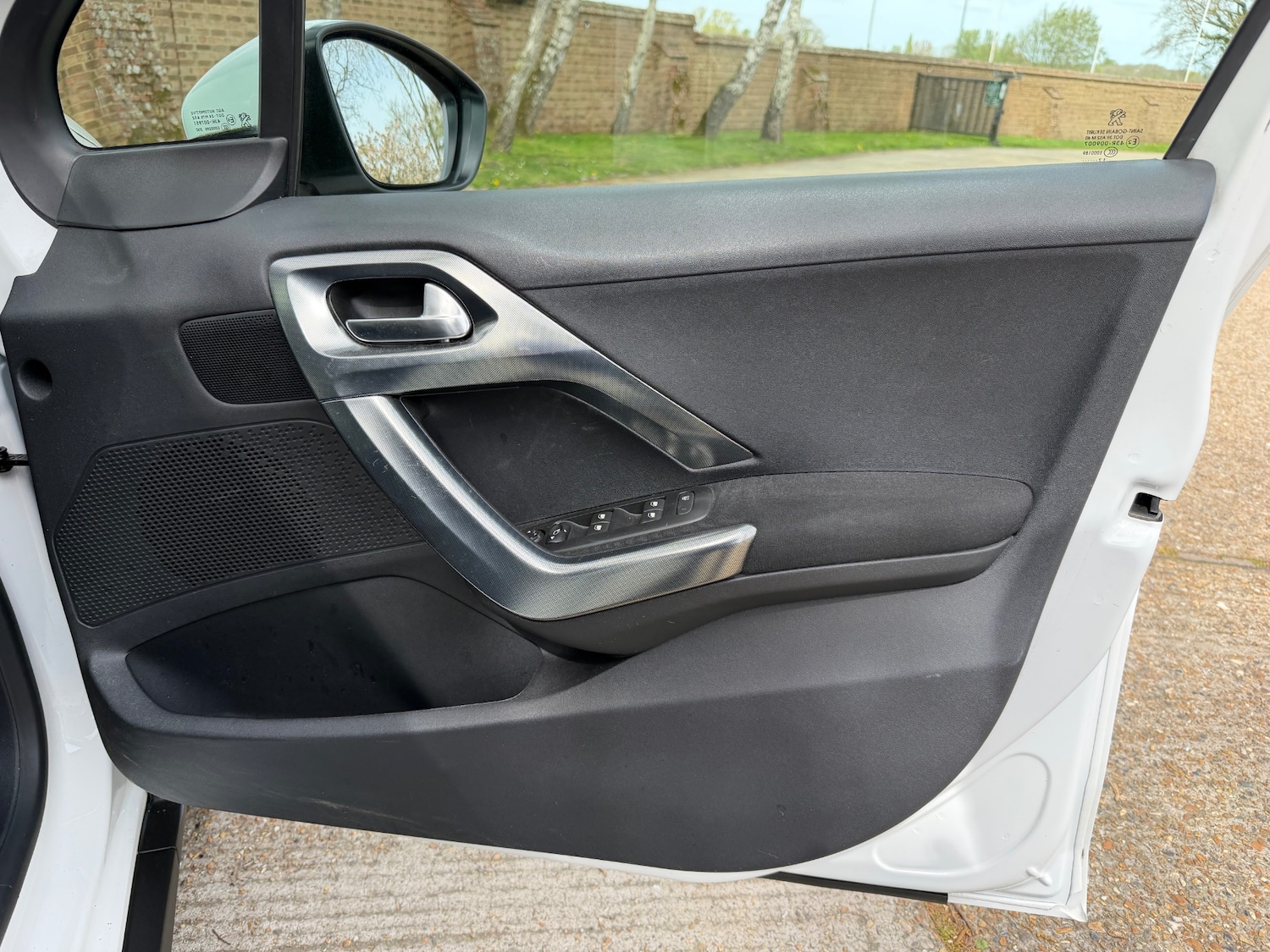 Used Peugeot 2008 2017 for sale - 78196861: Photo 13