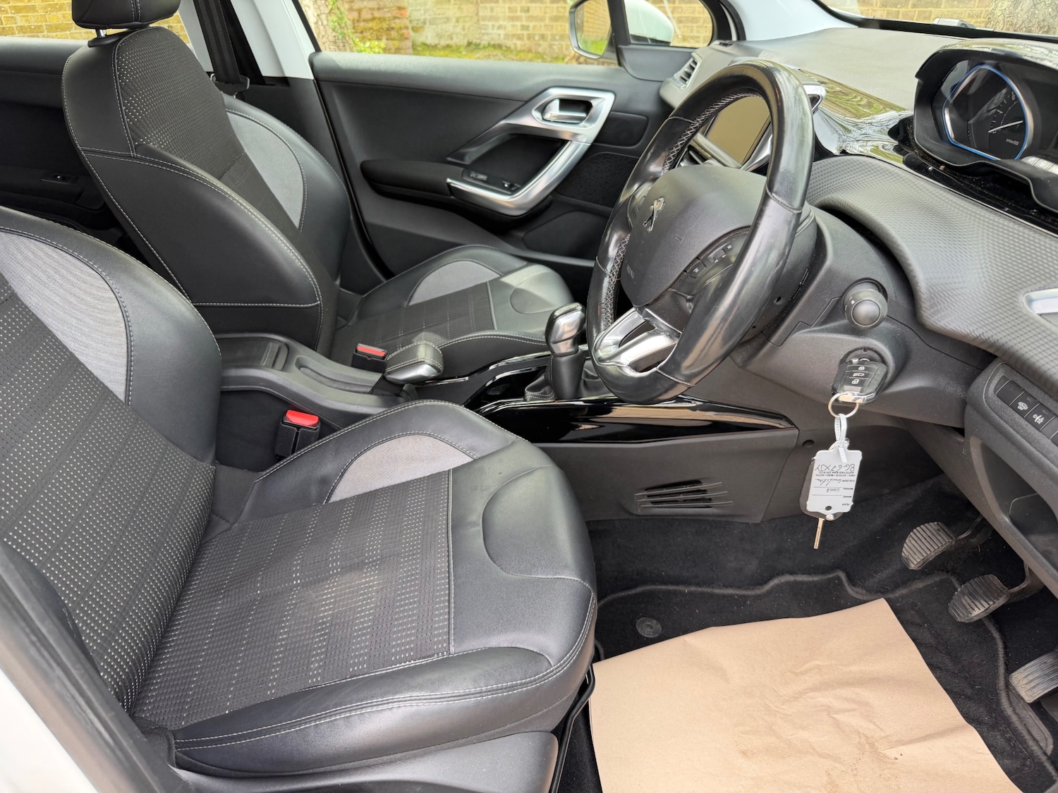 Used Peugeot 2008 2017 for sale - 78196861: Photo 14