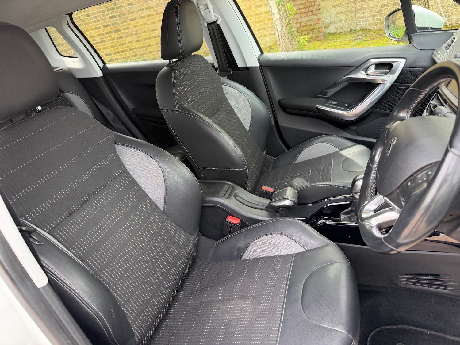 Used Peugeot 2008 2017 for sale - 78196861: Photo 15