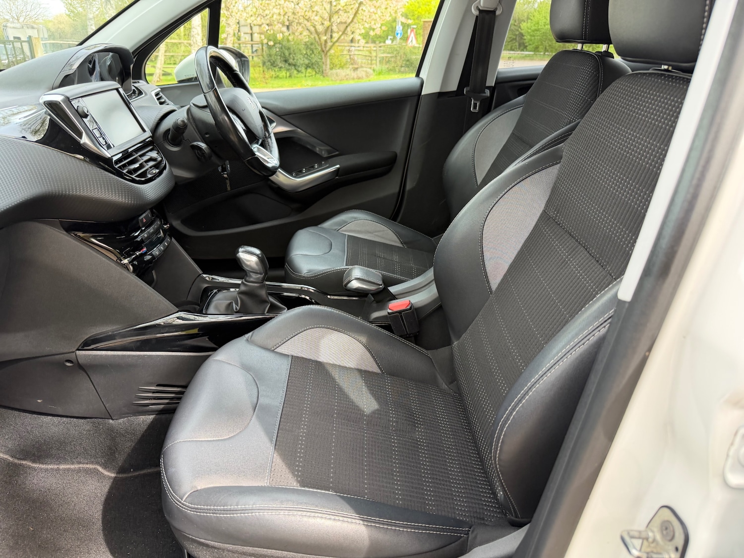 Used Peugeot 2008 2017 for sale - 78196861: Photo 24