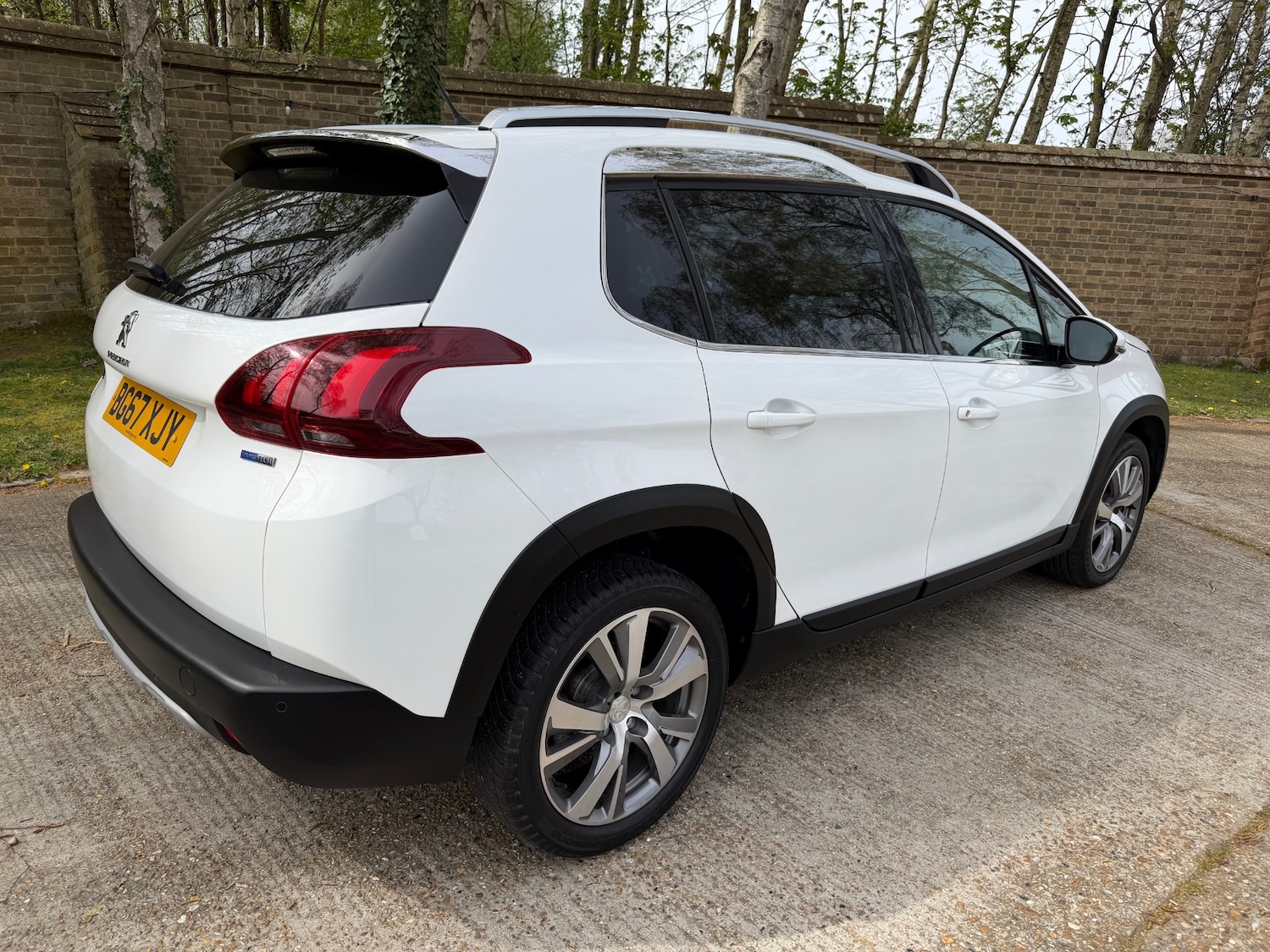 Used Peugeot 2008 2017 for sale - 78196861: Photo 8