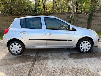 Used Renault Clio 2009 for sale - 79841130: Photo