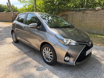 Used Toyota Yaris 2016 for sale - 79193855: Photo