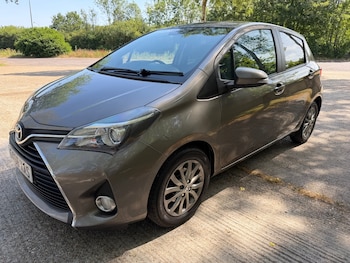 Used Toyota Yaris 2016 for sale - 79193855: Photo
