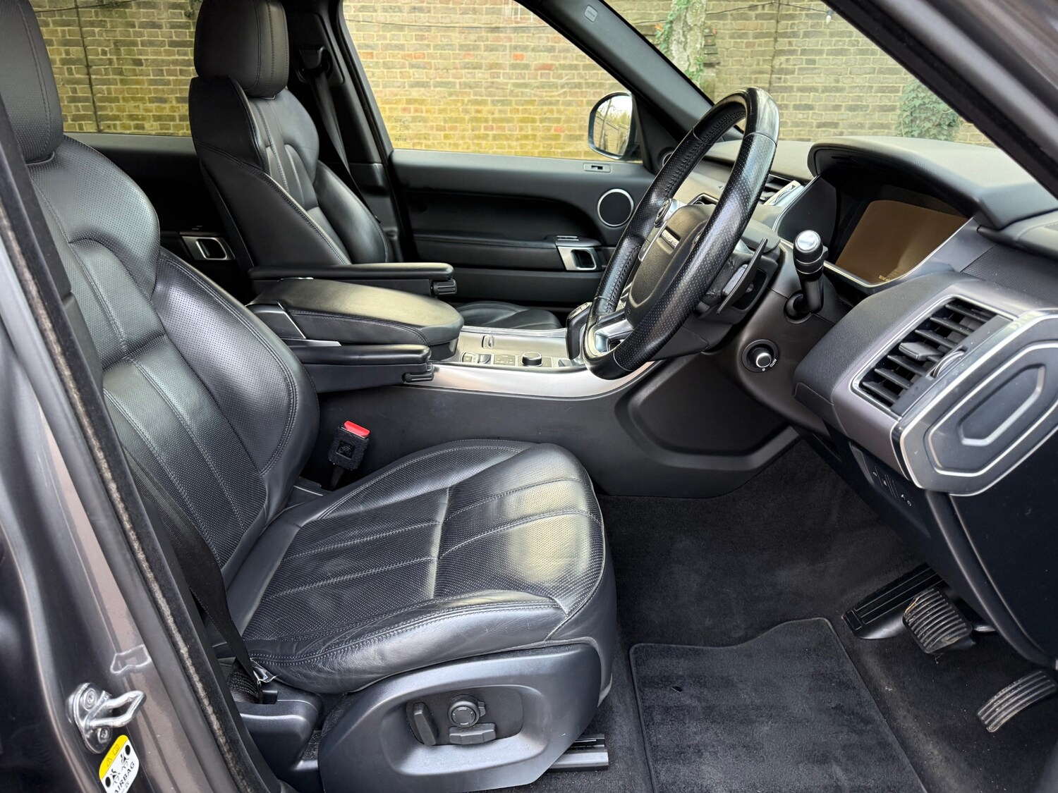 Used Land Rover Range Rover Sport 2017 for sale - 76578366: Photo 14