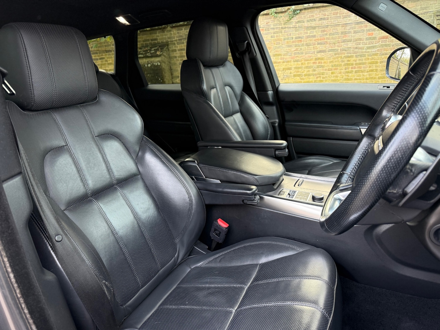 Used Land Rover Range Rover Sport 2017 for sale - 76578366: Photo 15