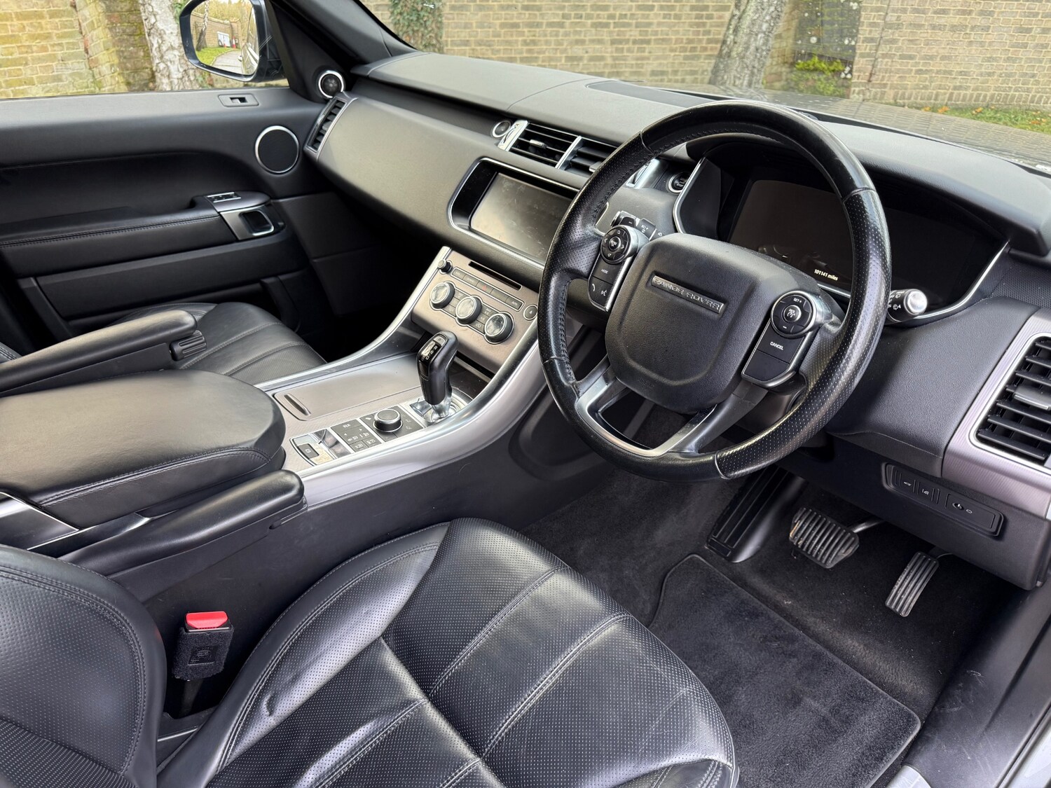 Used Land Rover Range Rover Sport 2017 for sale - 76578366: Photo 16