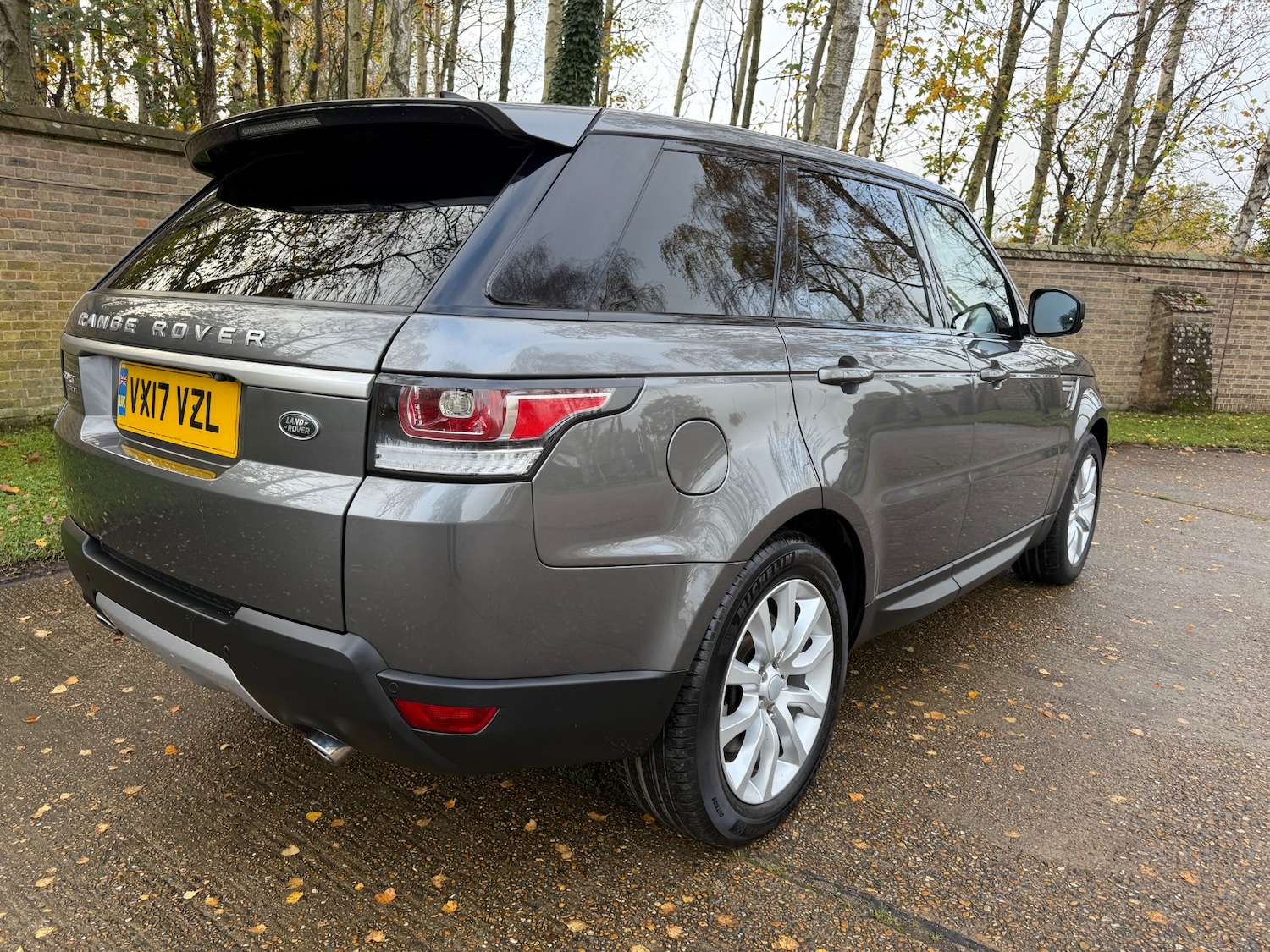 Used Land Rover Range Rover Sport 2017 for sale - 76578366: Photo 8