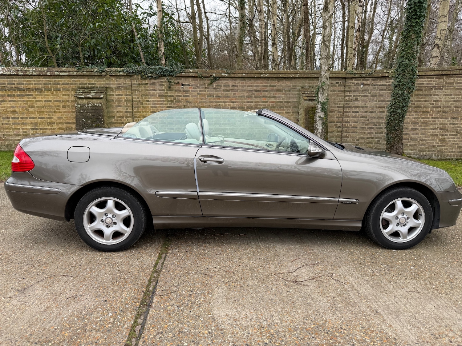 Used Mercedes-Benz CLK 2007 for sale - 77061892: Photo 2
