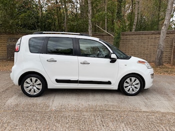 Used Citroen C3 Picasso 2015 for sale - 79545793: Photo