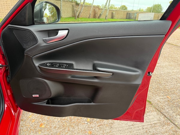 Used Alfa Romeo Giulietta 2014 for sale - 76263117: Photo 10