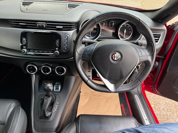 Used Alfa Romeo Giulietta 2014 for sale - 76263117: Photo 14