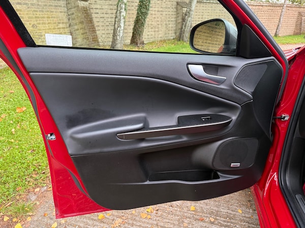 Used Alfa Romeo Giulietta 2014 for sale - 76263117: Photo 23