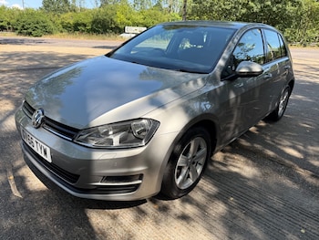 Used Volkswagen Golf 2017 for sale - 75288762: Photo