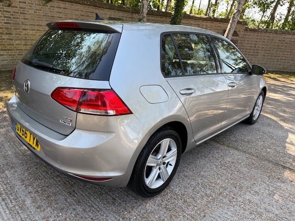 Used Volkswagen Golf 2017 for sale - 75288762: Photo 8