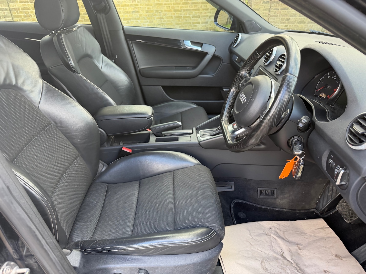 Used Audi A3 2010 for sale - 78067243: Photo 14