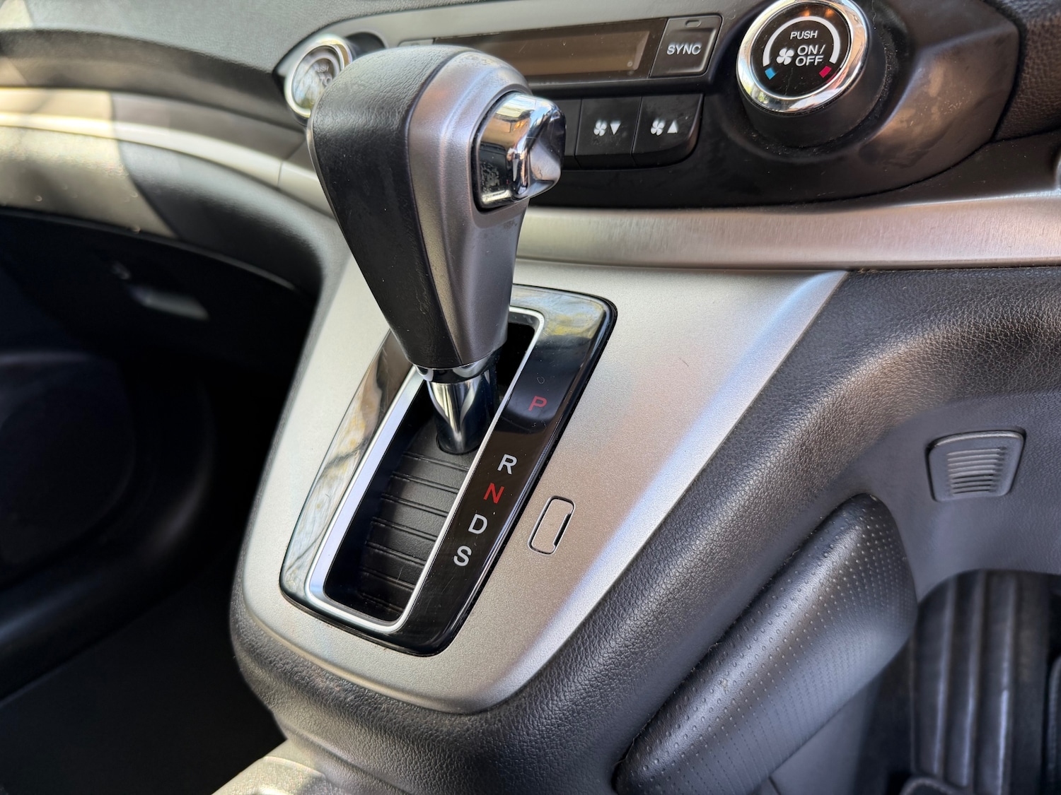 Used Honda CR-V 2013 for sale - 78163189: Photo 18