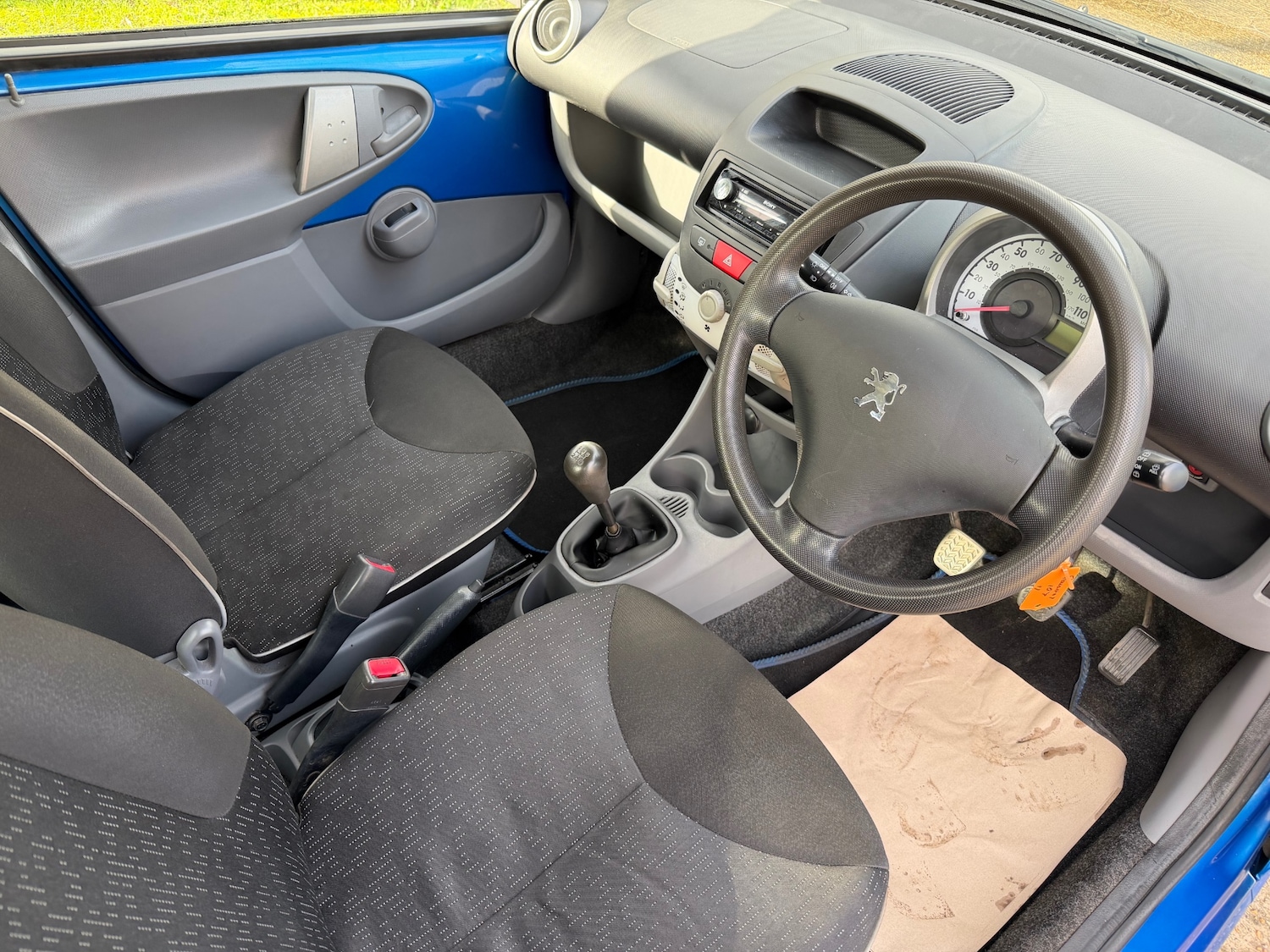 Used Peugeot 107 2011 for sale - 77700934: Photo 12