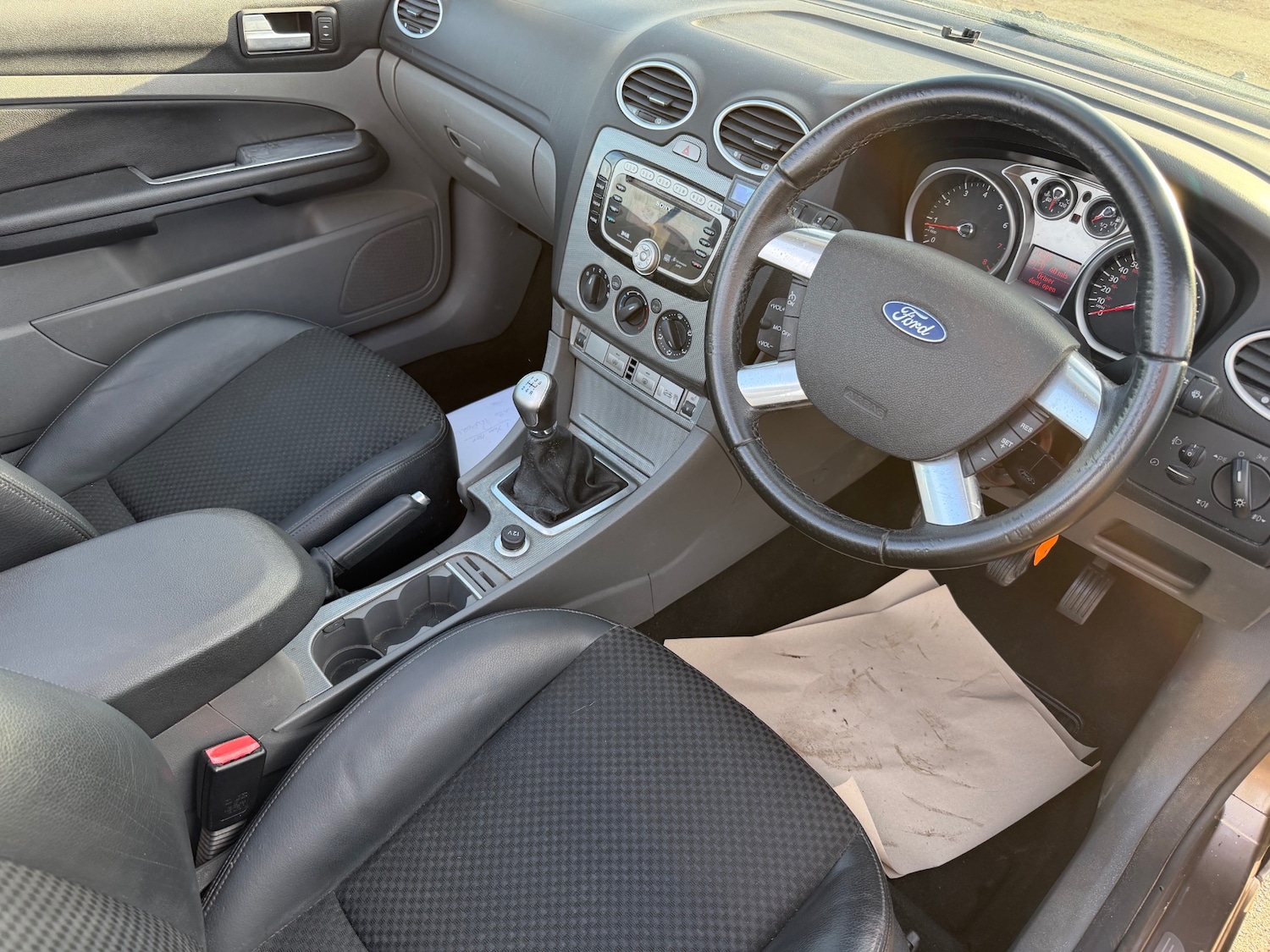 Used Ford Focus CC 2010 for sale - 77311488: Photo 12